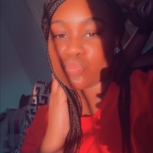 Meet your Posher, Destiny